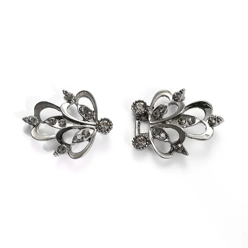 Elegance Bloom Cardigan Clasp