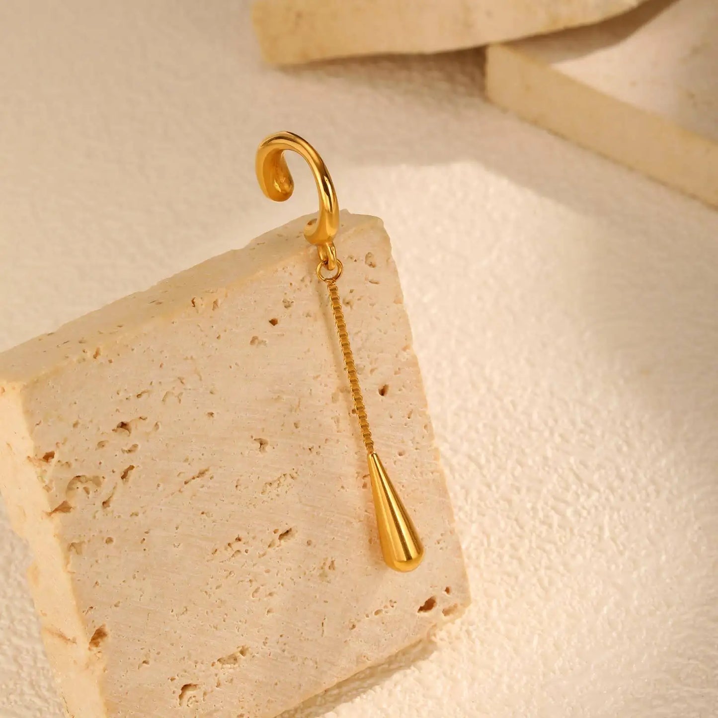 C-shaped Teardrop Ear Cuff Clip Earrings