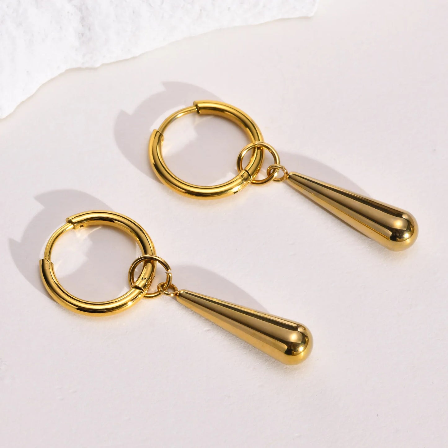 Golden Drop Earrings – Timeless Elegance Edition