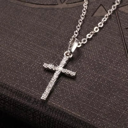 Eternal Faith Necklace – A Modern Symbol of Grace