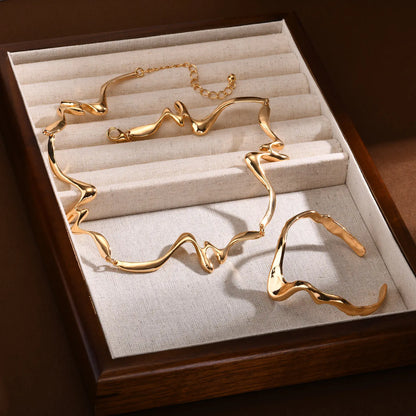 Golden Flow Set – Sculptural Elegance Edition