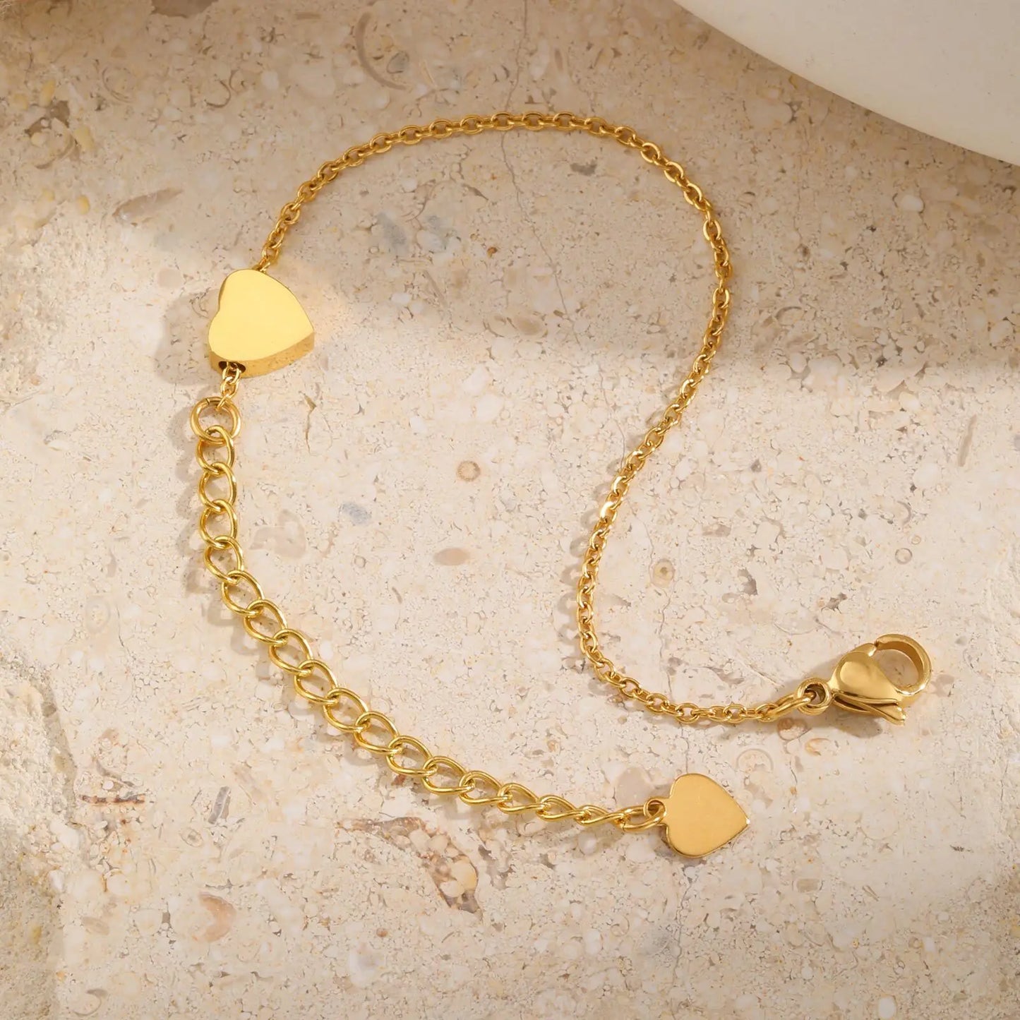 Golden Heart Anklet – Minimal Love Edition